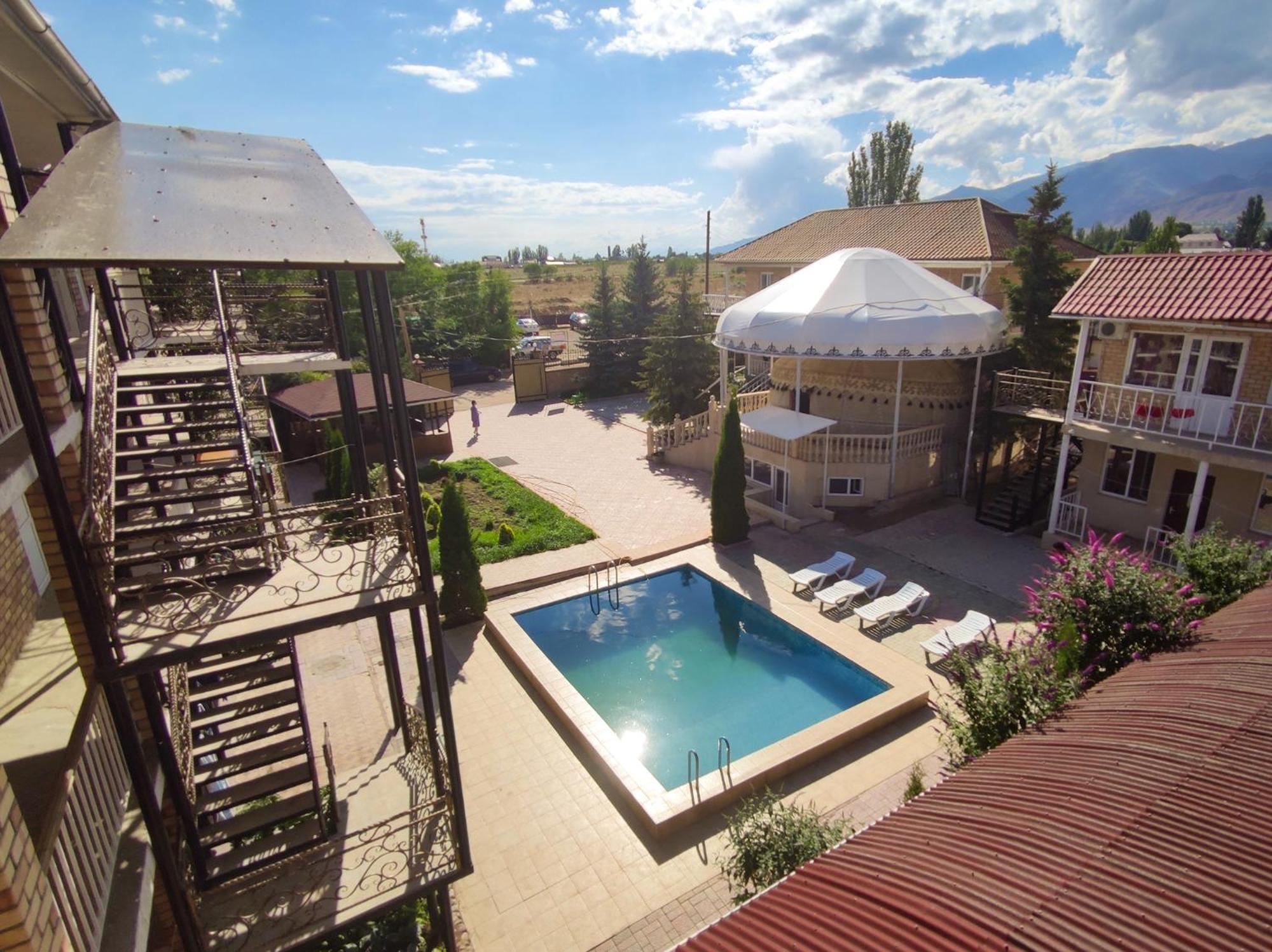 Адилет Hotel Cholpon-Ata Exterior foto