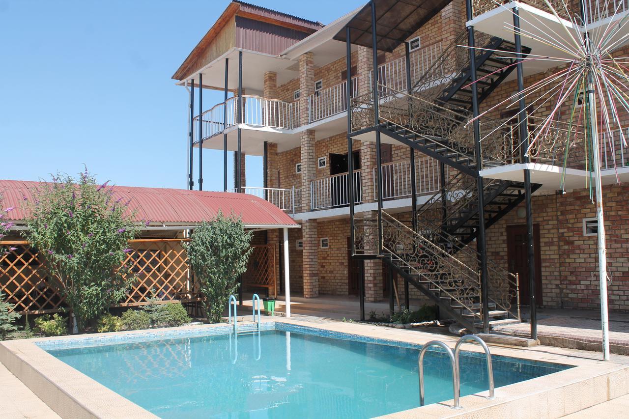 Адилет Hotel Cholpon-Ata Exterior foto